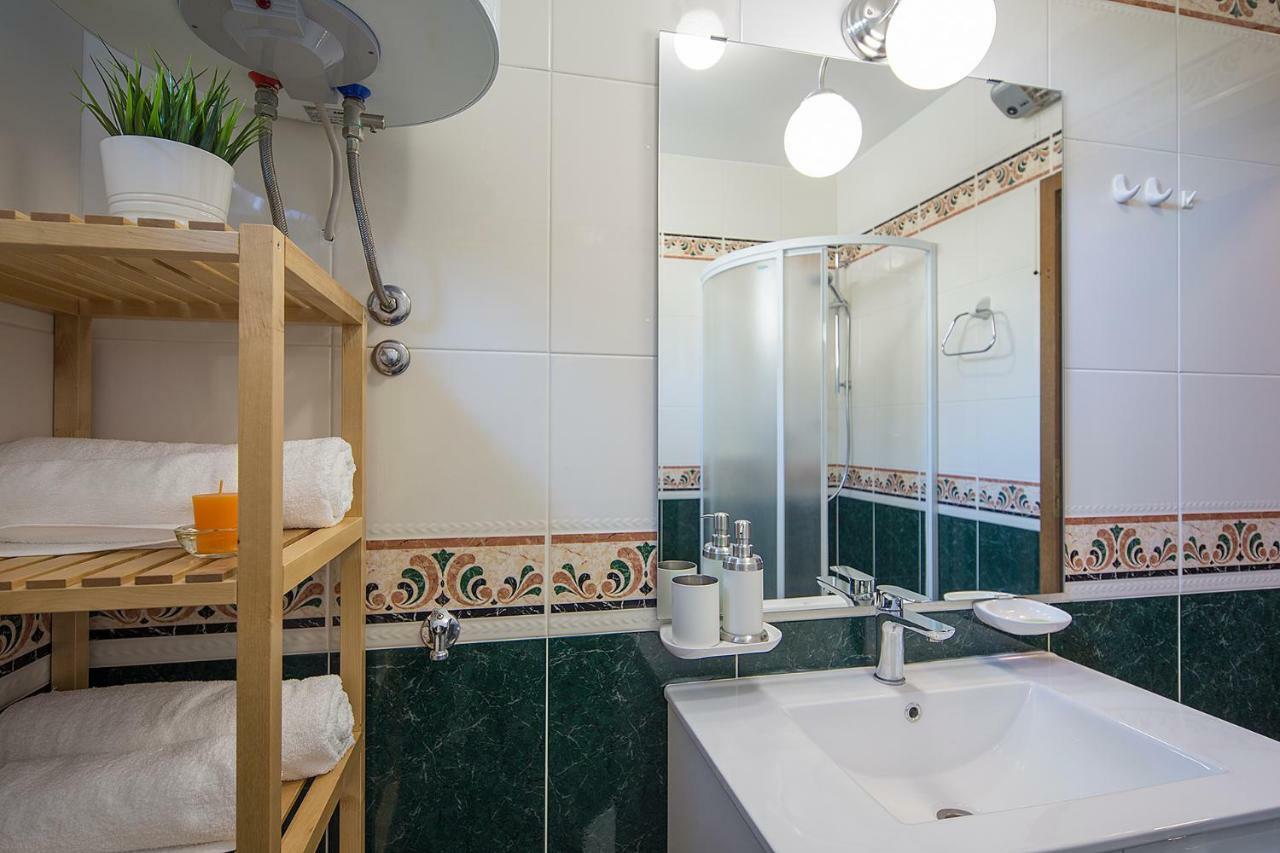 Apartments Bo Malinska Extérieur photo