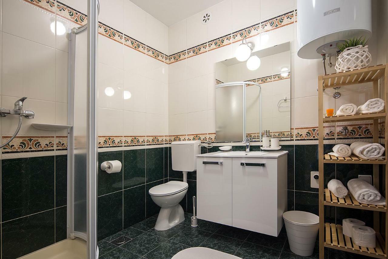 Apartments Bo Malinska Extérieur photo
